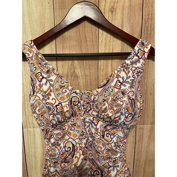 LANDS' END size 10 Swimsuit one piece  Paisley V-Neck Ruched Resort-wear - Picture 5 of 9